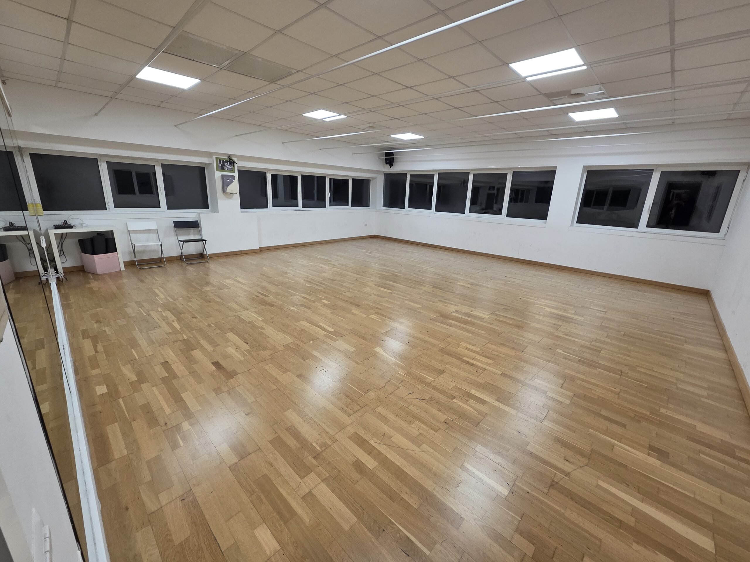 Sala Piccola – Spazio versatile per corsi, danza e attività fitness a Foligno
